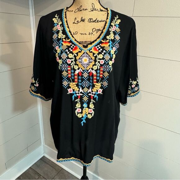 Black Floral Embroidered Peasant Top Tunic Large - Picture 1 of 12